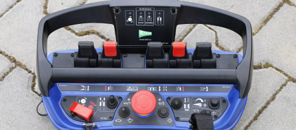 Destoconadora sobre chasis de banda con control remoto P 56 RX